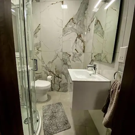 Modern Bright 6th Floor Appartement *