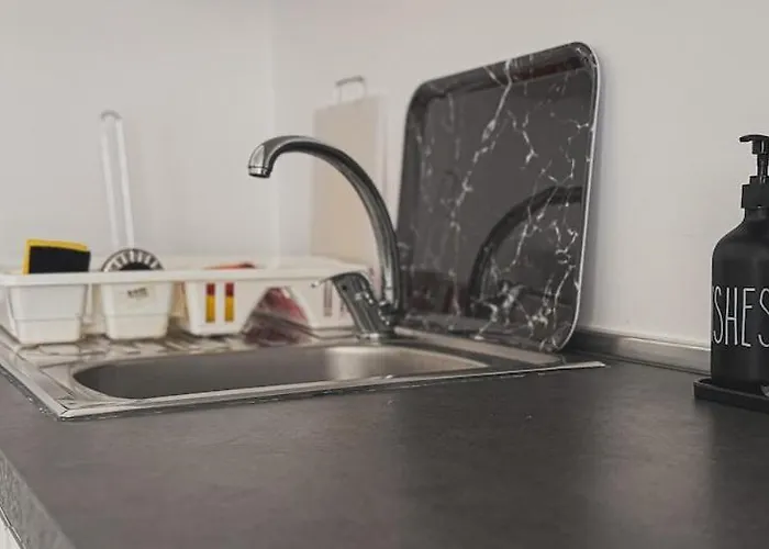 Modern Bright 6th Floor